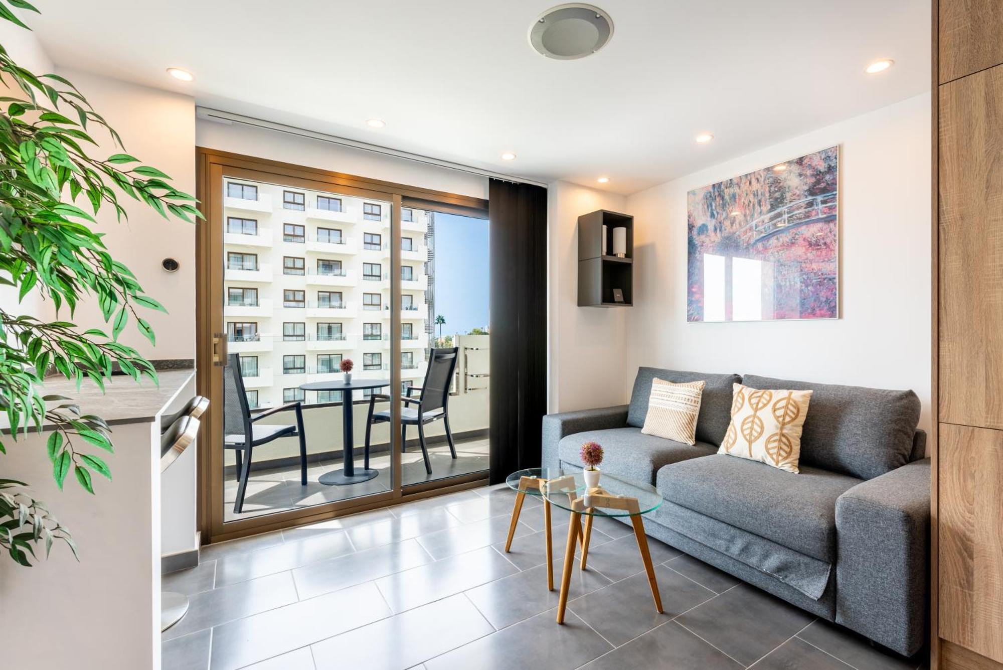 Wintowinrentals Executive Apt In Ocean House Complex Torremolinos Buitenkant foto