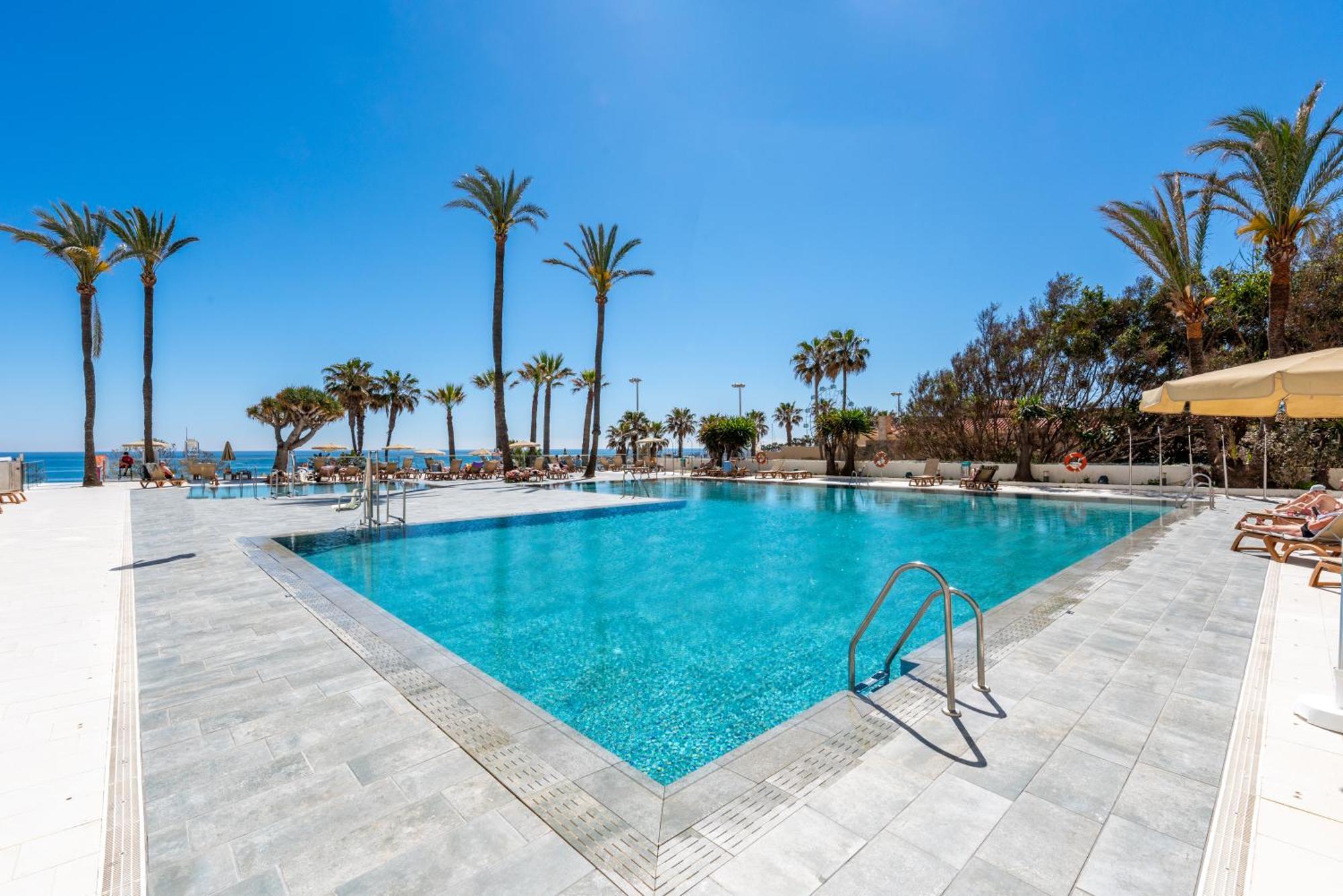 Wintowinrentals Executive Apt In Ocean House Complex Torremolinos Buitenkant foto
