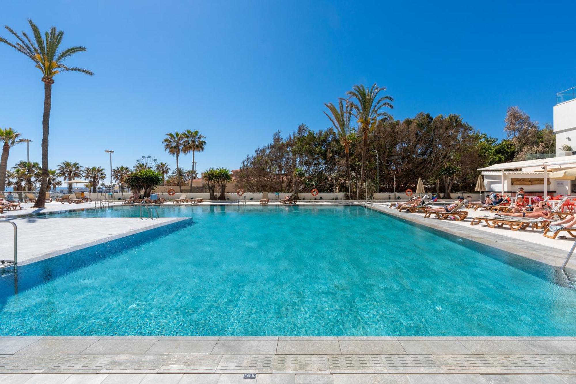 Wintowinrentals Executive Apt In Ocean House Complex Torremolinos Buitenkant foto